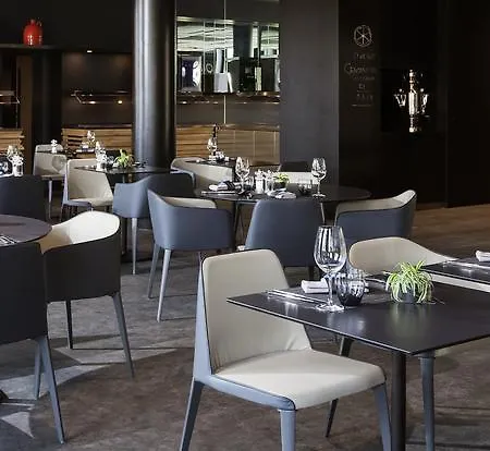 Hotel Novotel Expo 4*