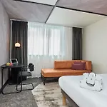 Novotel Expo ホテル