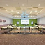 Novotel Expo 4*
