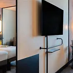 Hotel Novotel Expo 4*