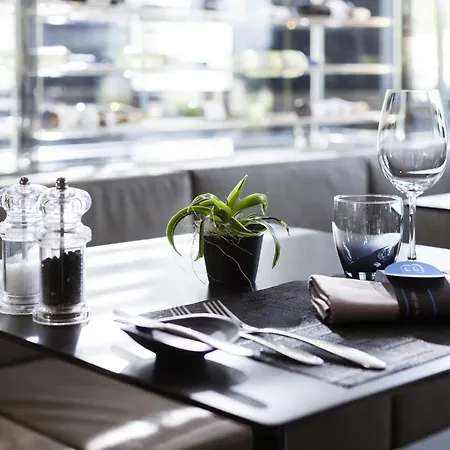 Hotel Novotel Expo 4*