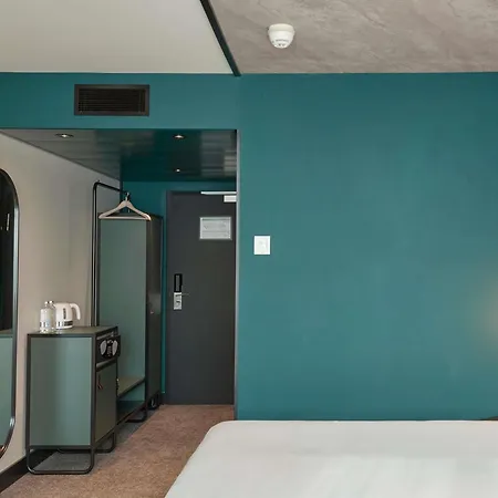 Novotel Expo Szálloda 4*