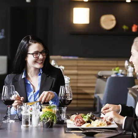 Hotel Novotel Expo Bern