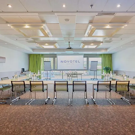 Hotell Novotel Expo Bern