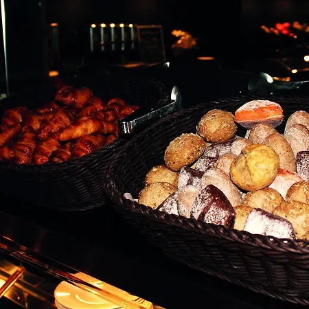 Novotel Expo ホテル