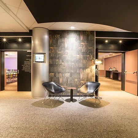 ホテル Novotel Expo