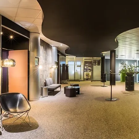 Szálloda Novotel Expo Bern