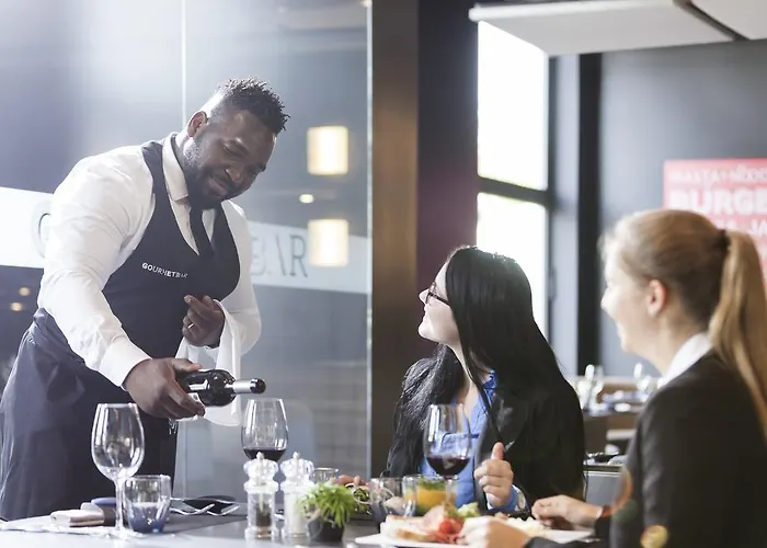 Novotel Expo Szálloda