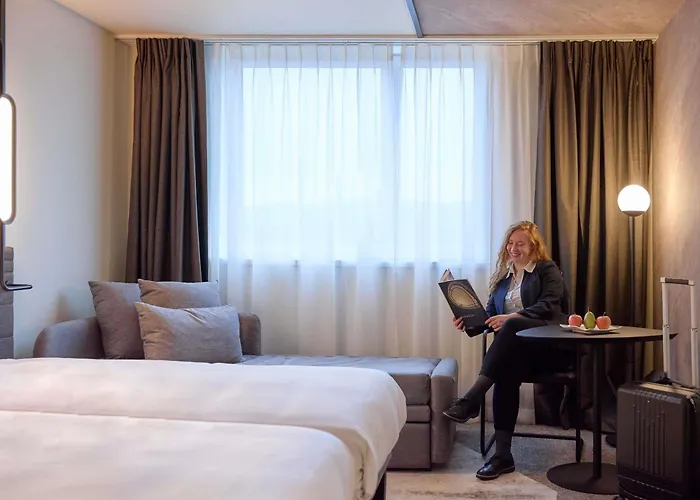 Novotel Expo Szálloda 4*
