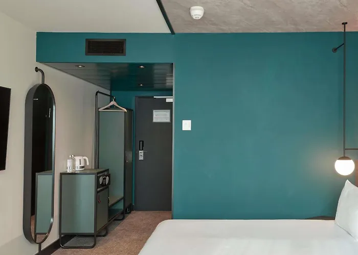 Novotel Expo Szálloda 4*