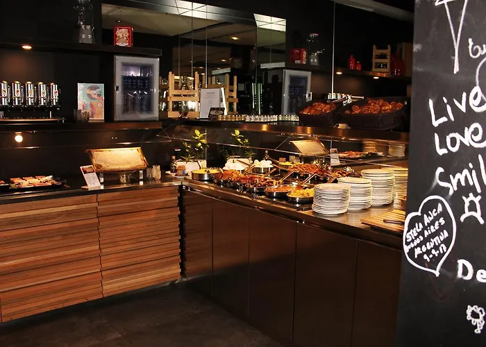 Novotel Expo Szálloda 4*