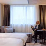 Novotel Expo Hotel 4*