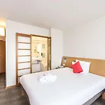 Novotel Expo Hotel 4*