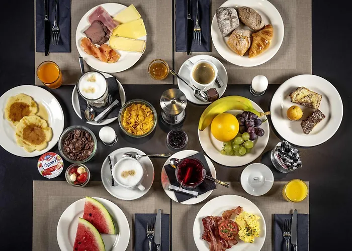 Hotel Novotel Expo 4*